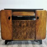 Armoire Gramophone par Jindrich Halabala