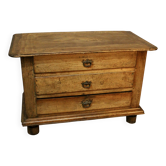 Louis XIV chest of drawers in walnut
