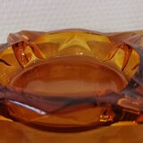 2 vintage luminarc amber star ashtrays from the 1970s