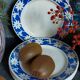 Cinq assiettes à dessert de Badonviller aux fleurs