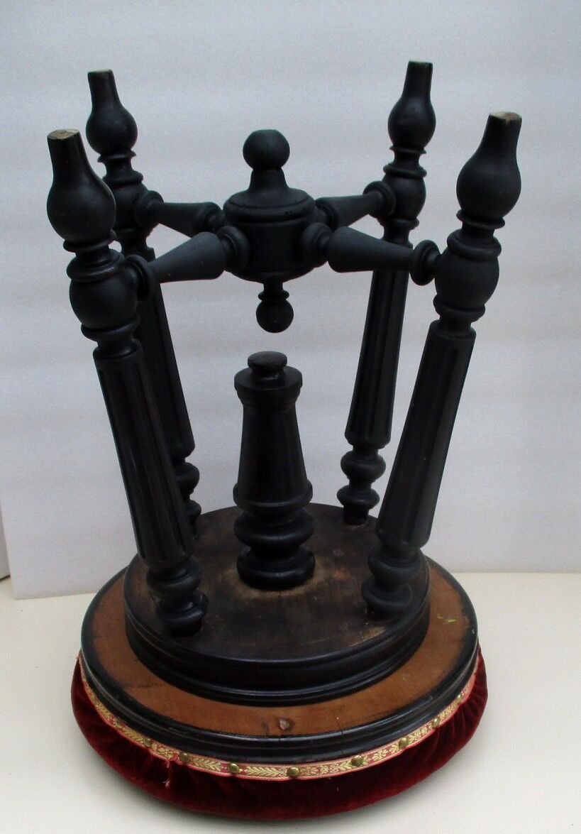 Napoleon III piano stool