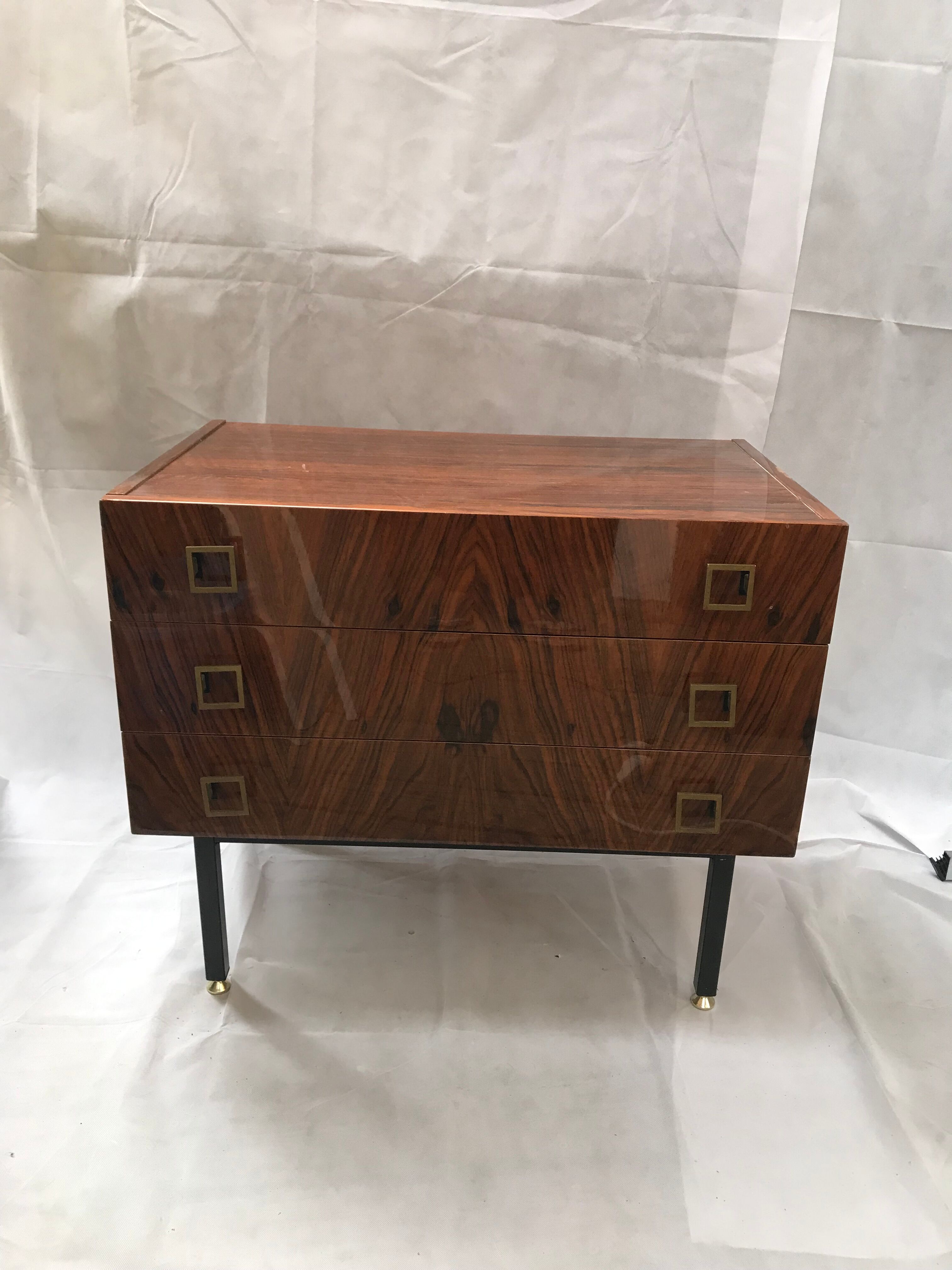 3-drawer lacquered chest of drawers with rosewood veneer