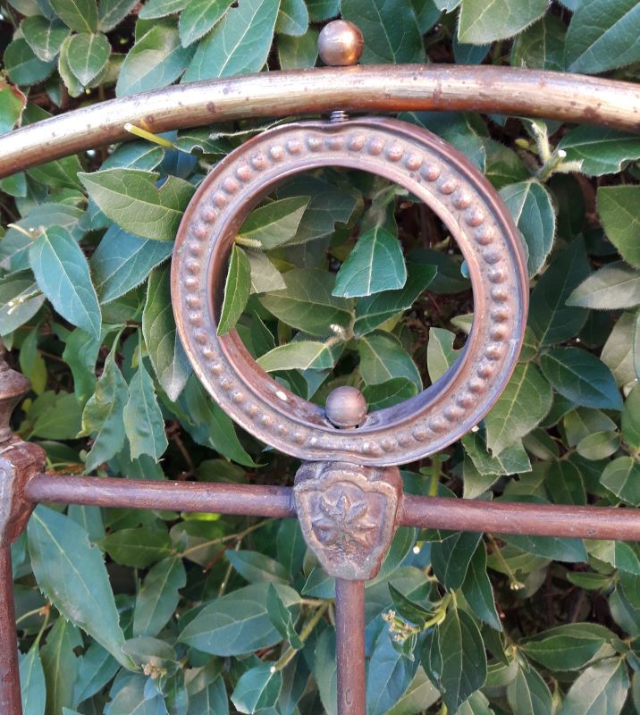 Napoleon III headboard in iron and brass L127xH139