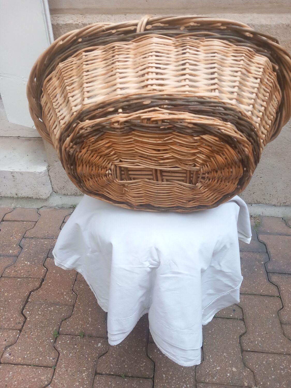 Oval basket woven wicker and hazel