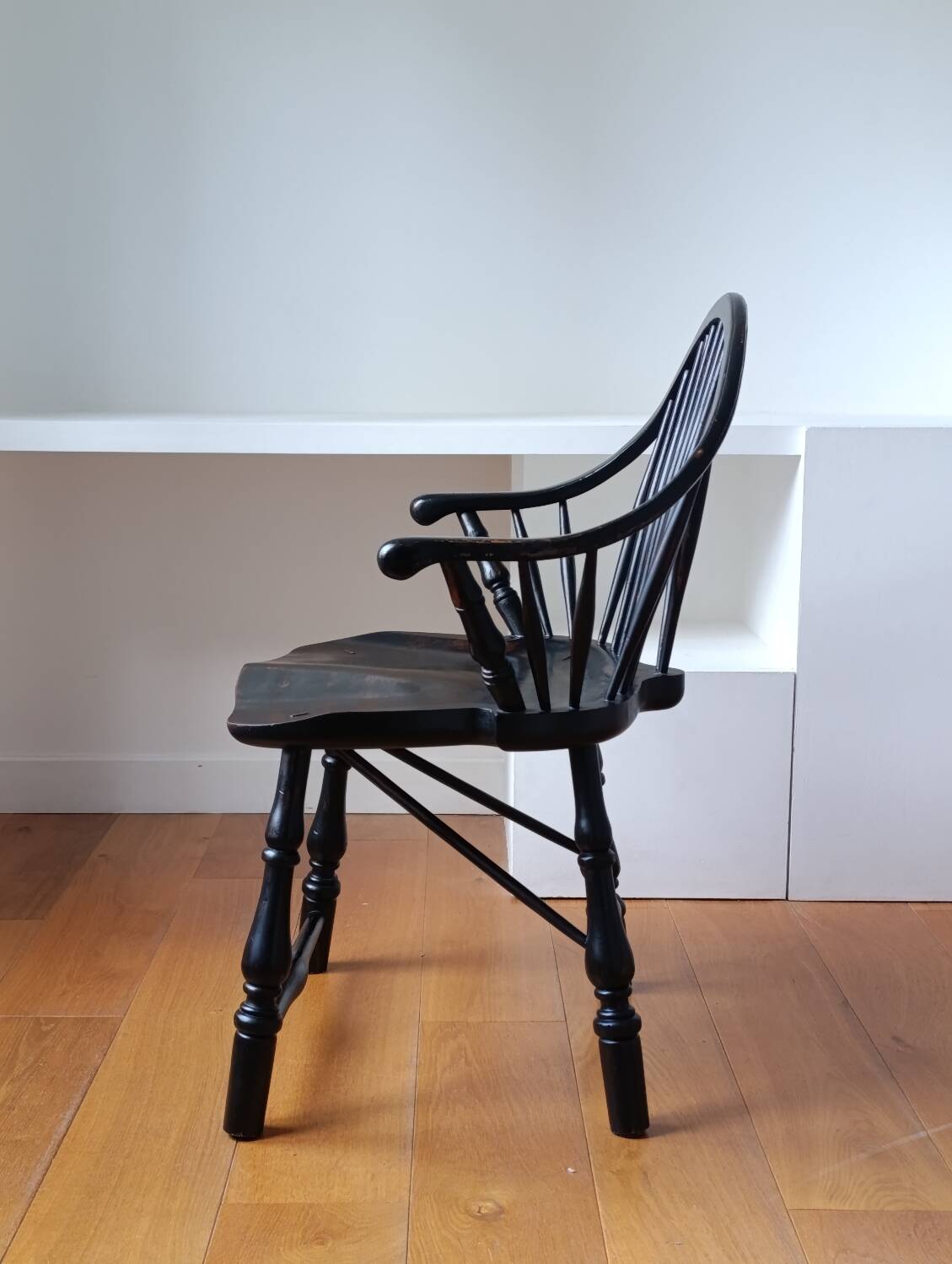 Windsor chair