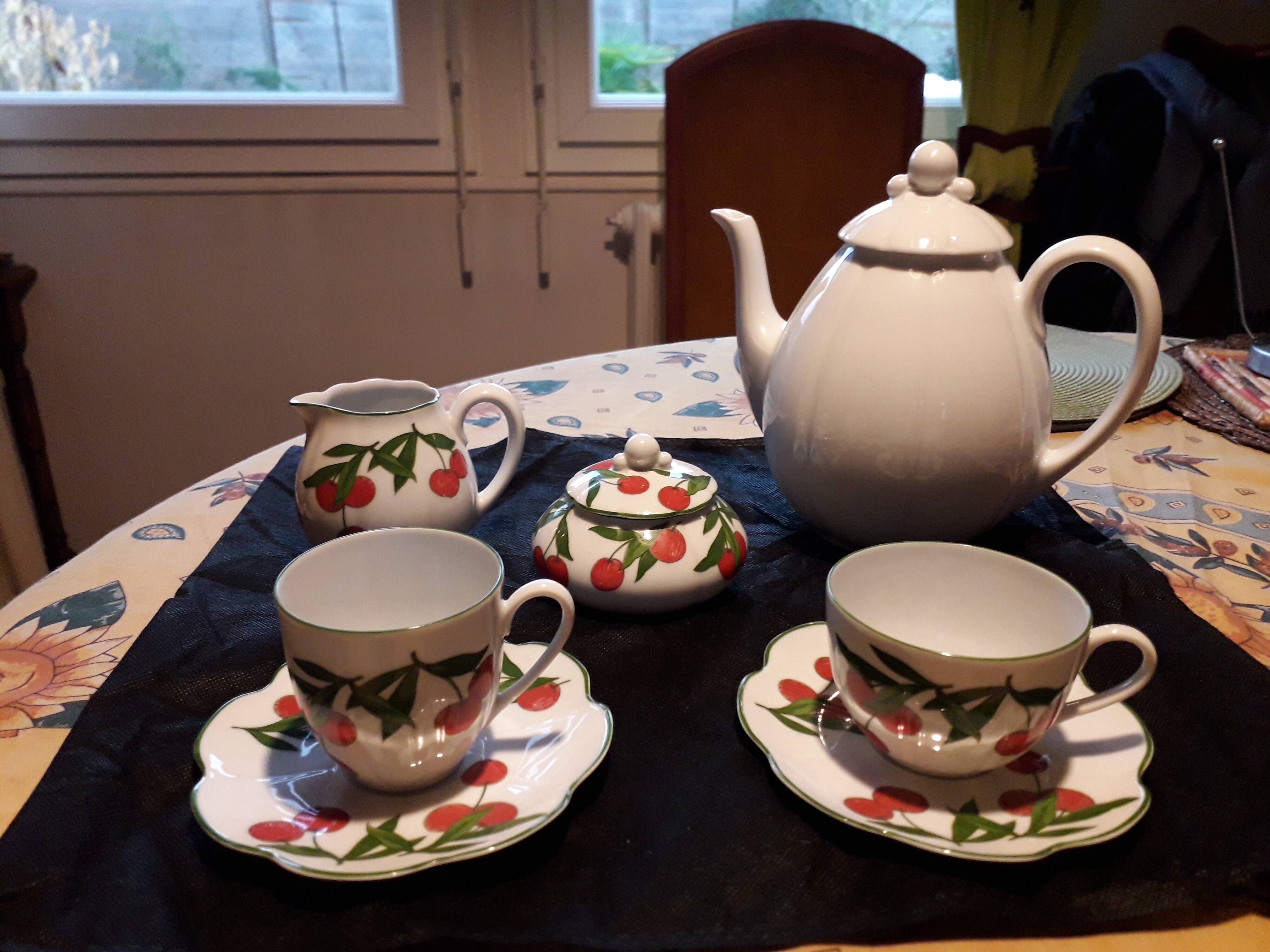 Tea/Coffee service porcelain manufacture Royal Limoges