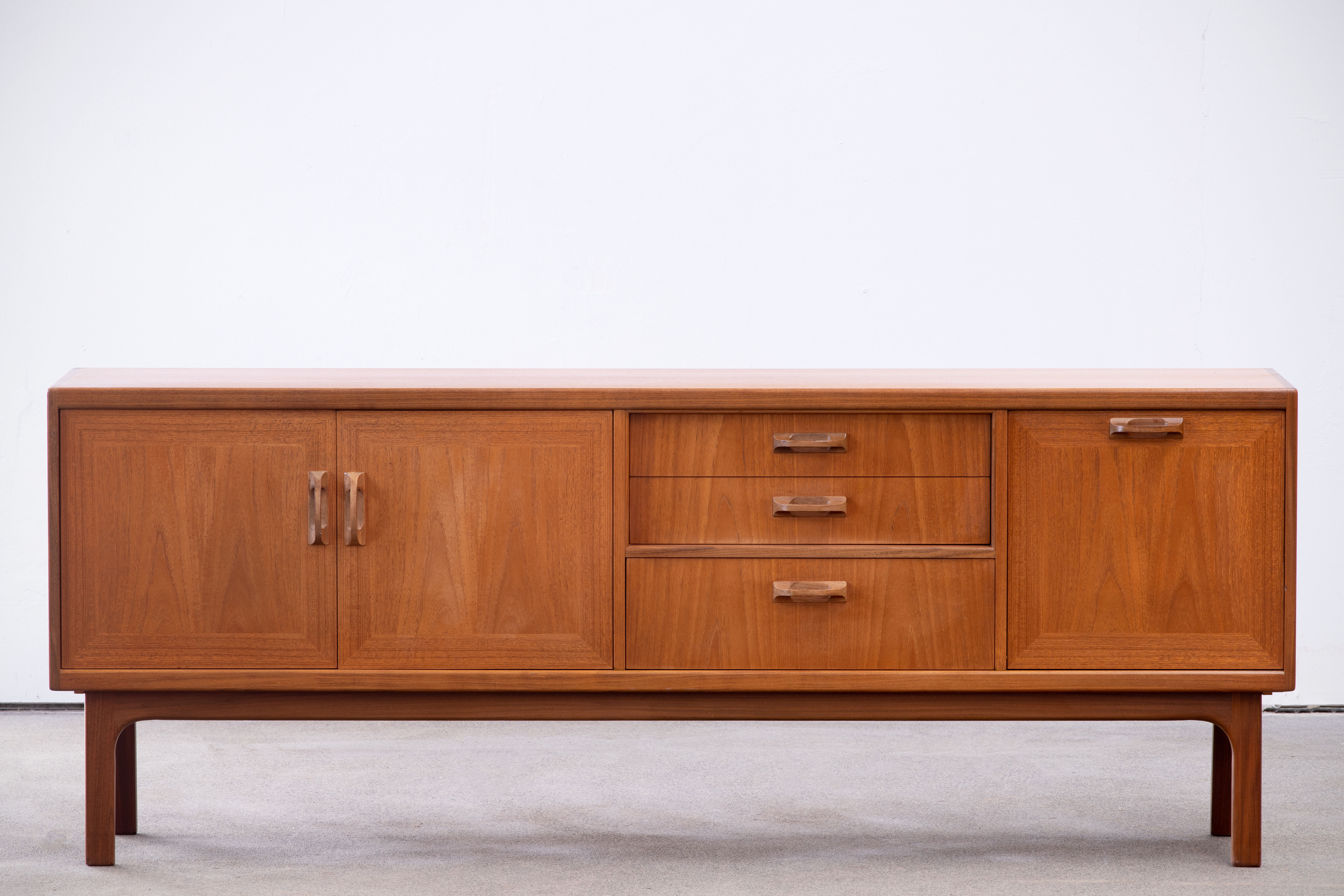 Vintage Scandinavian row Gplan 1960