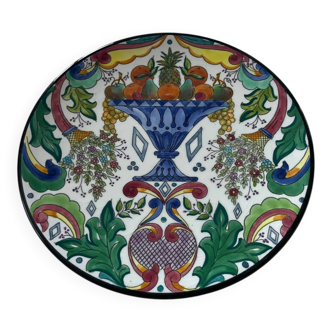 Spanish faience plate