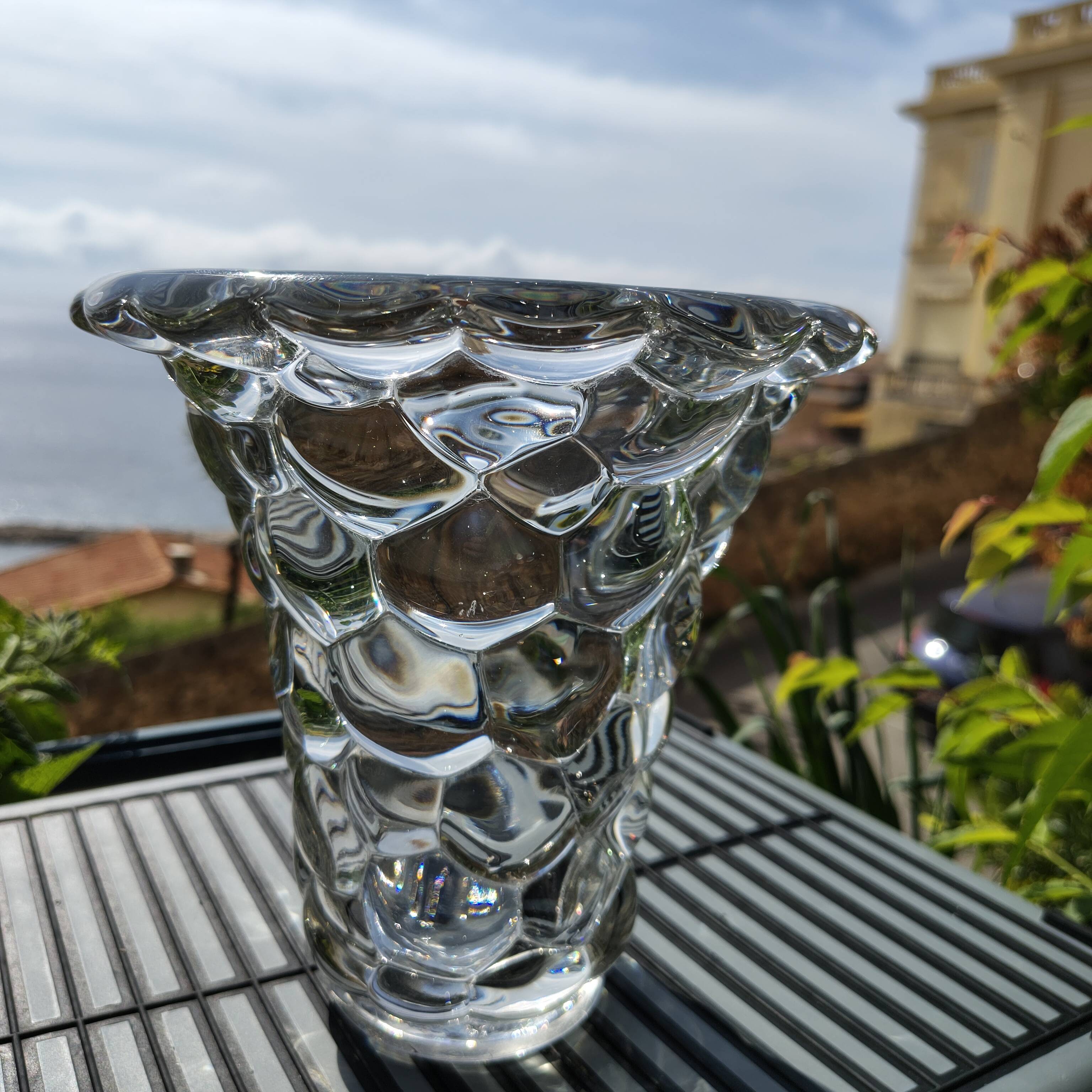 Beehive vase by Pierre D'Avesn