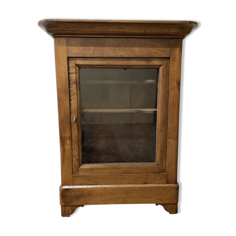 Verriot or walnut display case