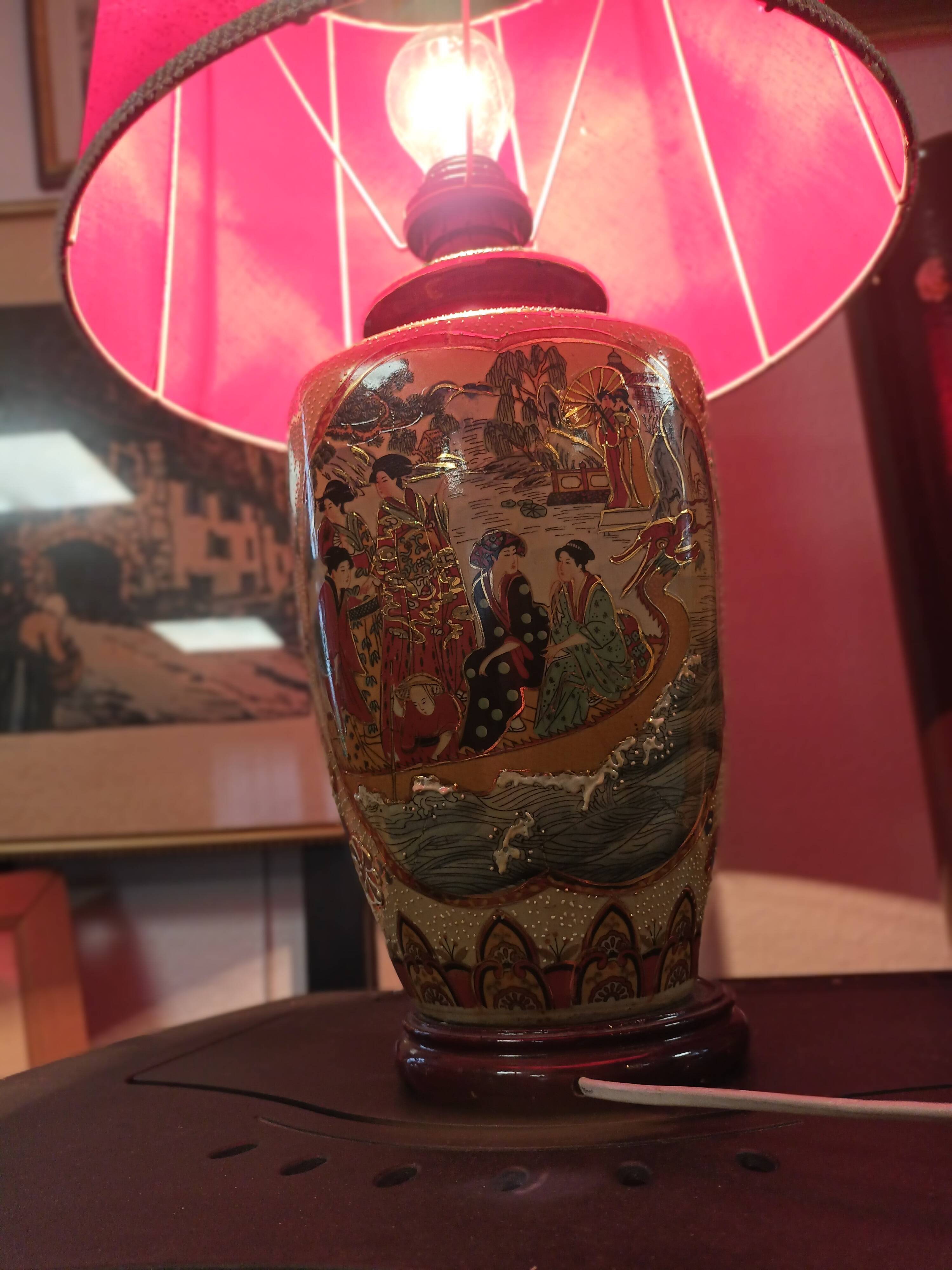 Asian ceramic lamp