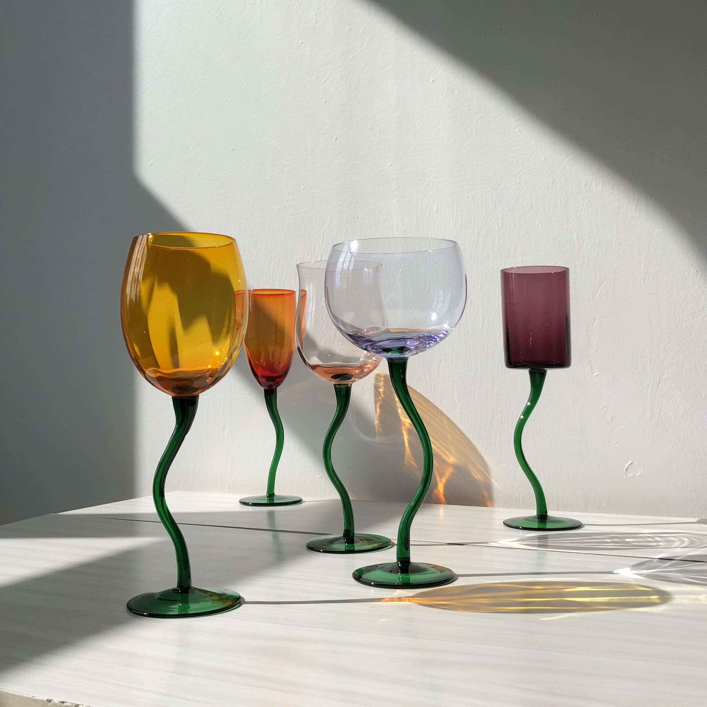 Set of 5 colored blown glass tulip glasses