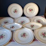 Set of 8 hand-painted dinner plates