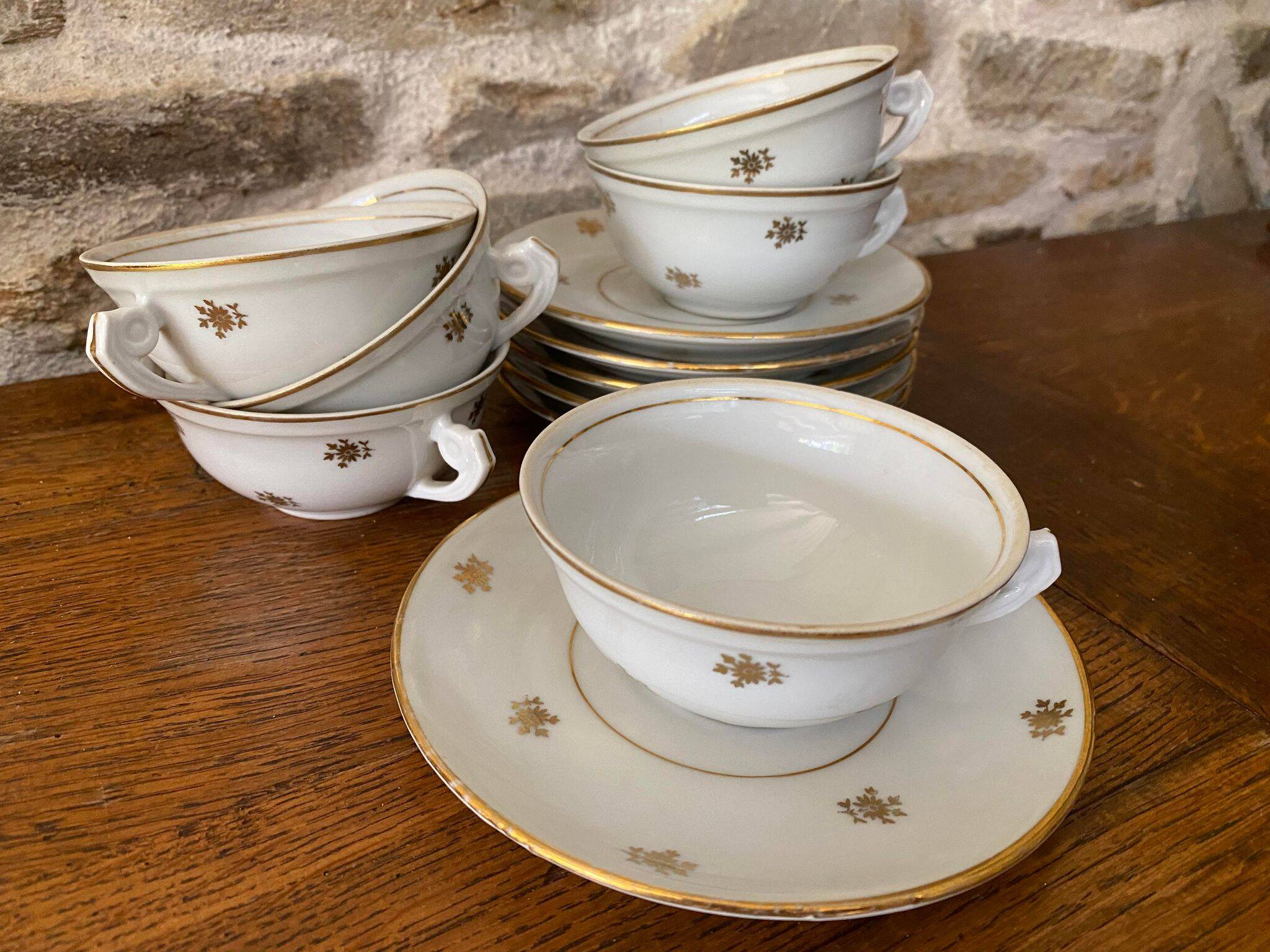 Set of 6 porcelain coffee cups and saucers PFC France