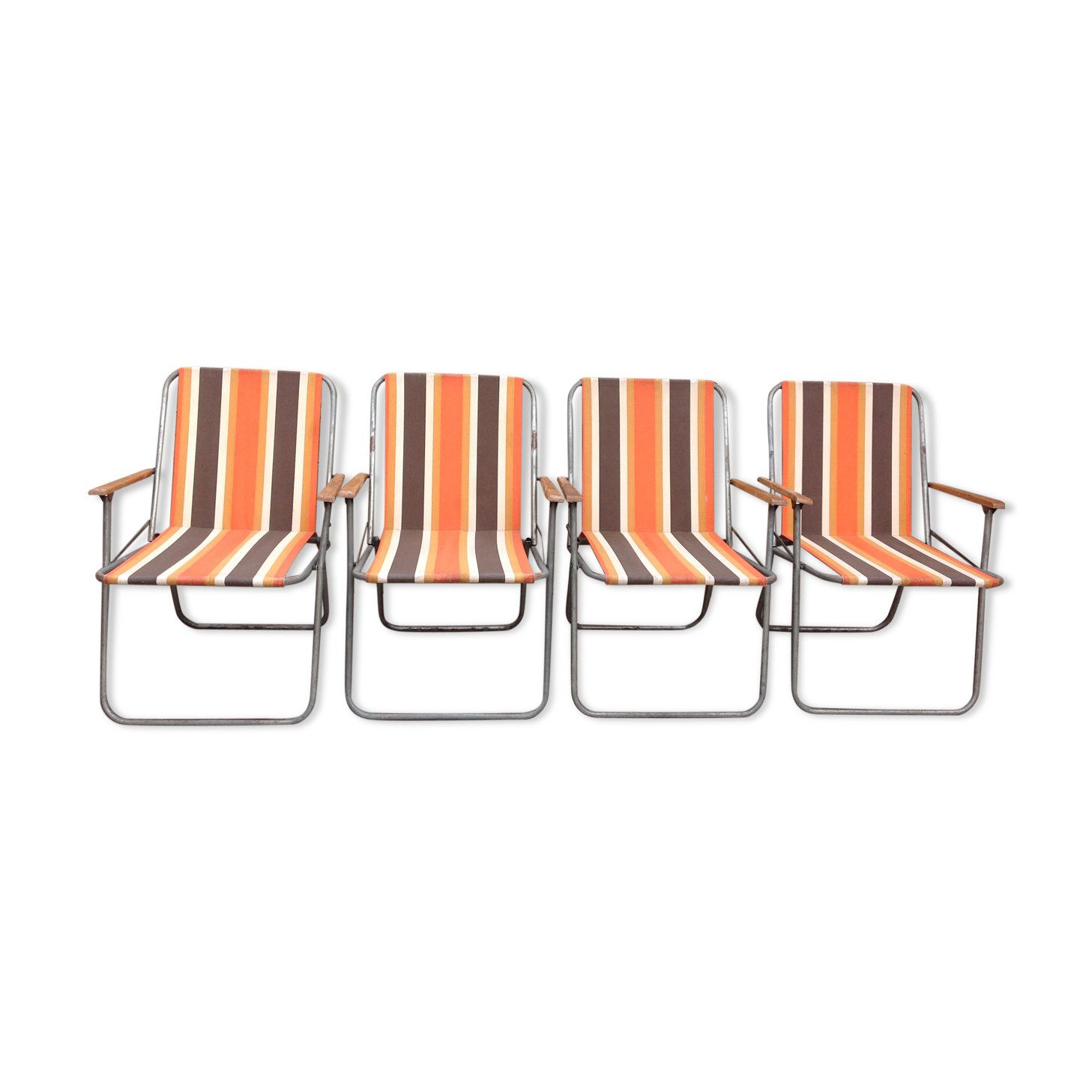 4 vintage camping armchairs