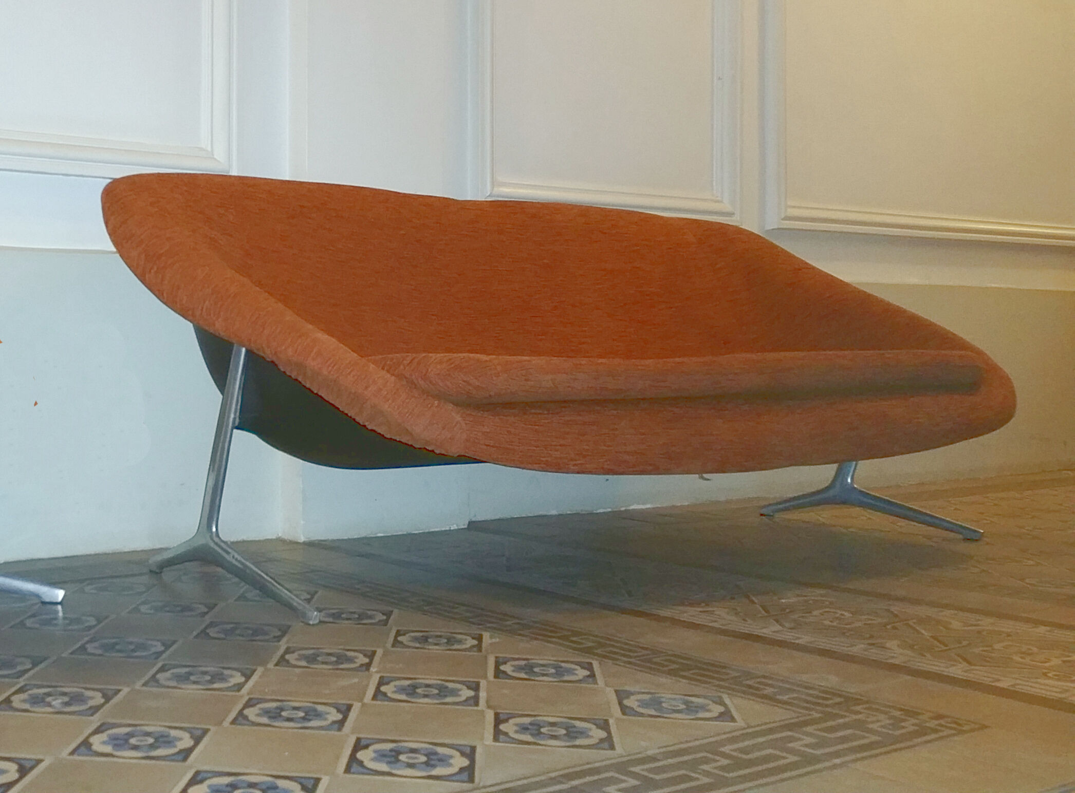 Couch Egg of Walter S. Chenery for Lurashell