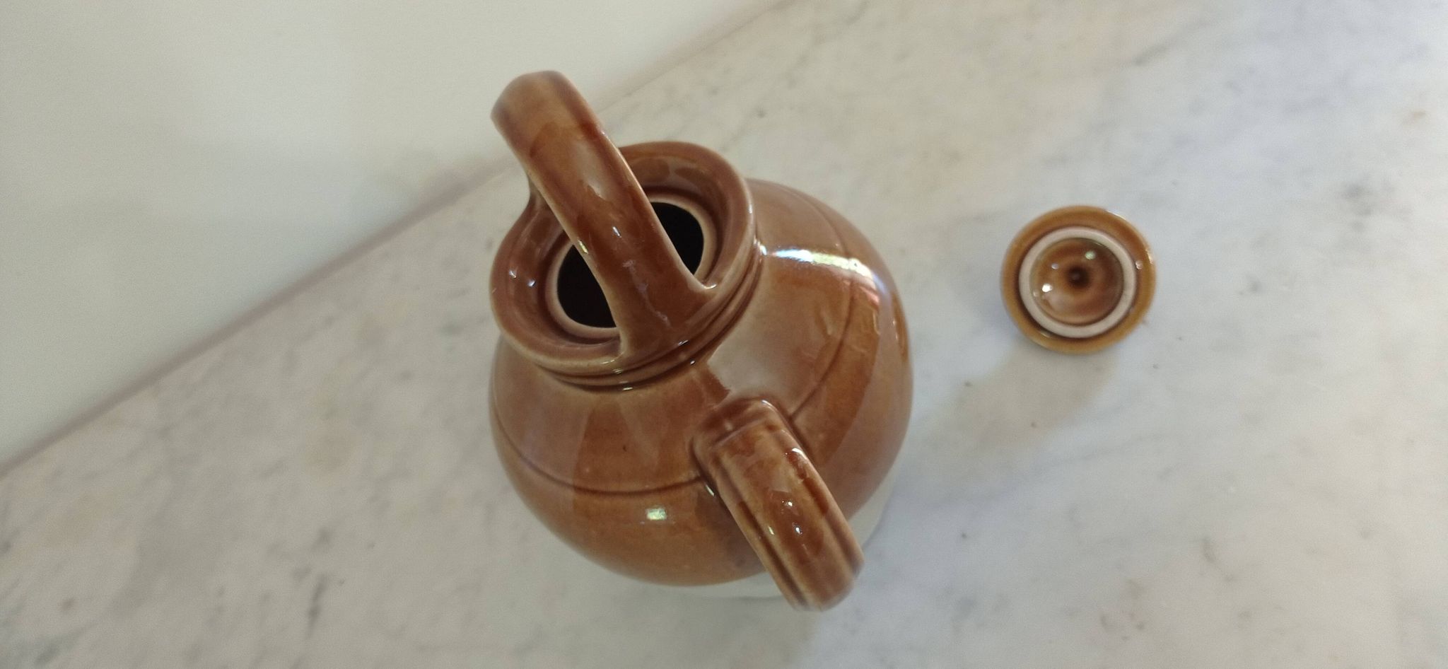 Jug with lid manufactured by Digoin