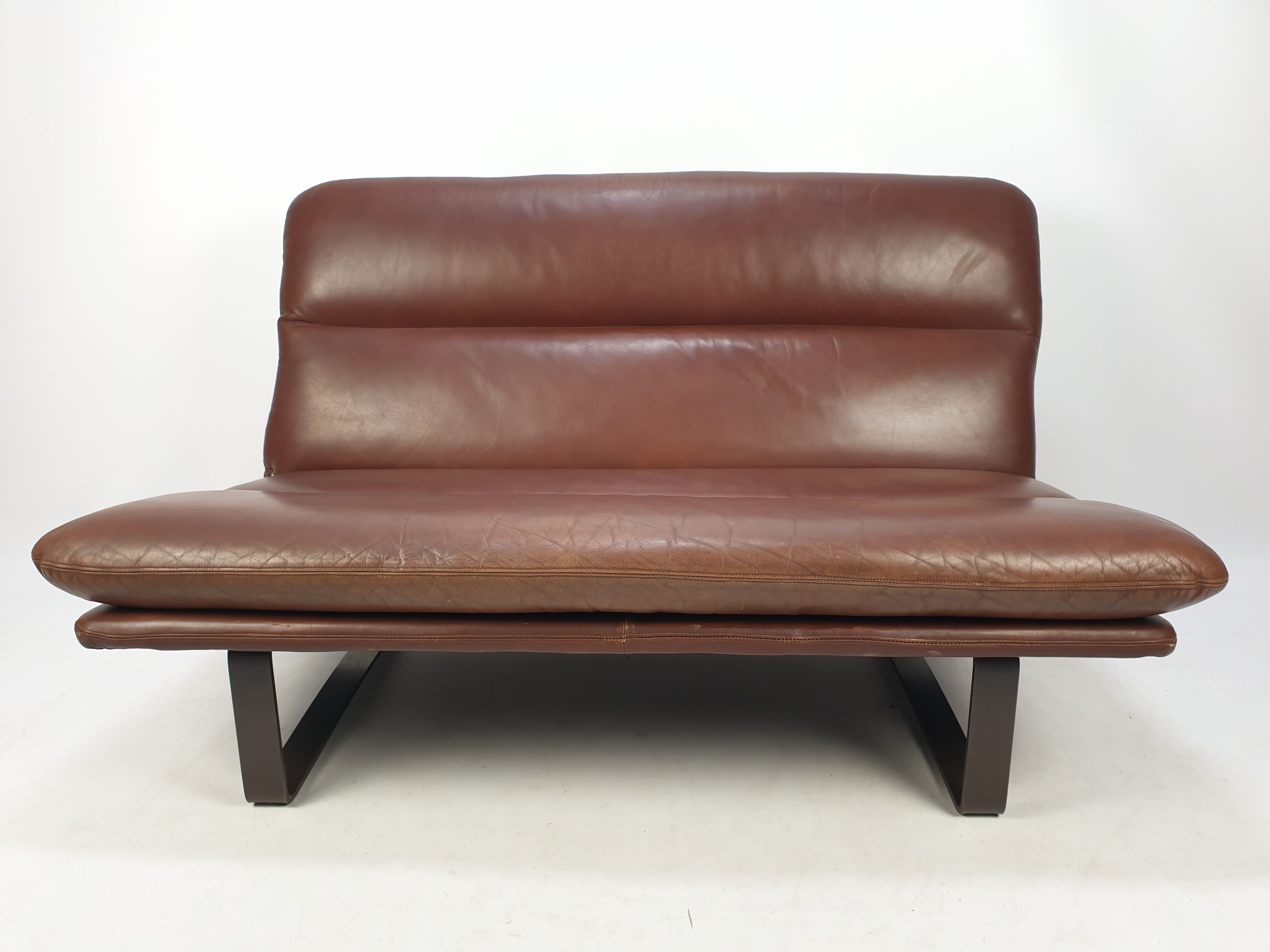 Vintage leather sofa by Kho Liang ie for Artifort, 1960s