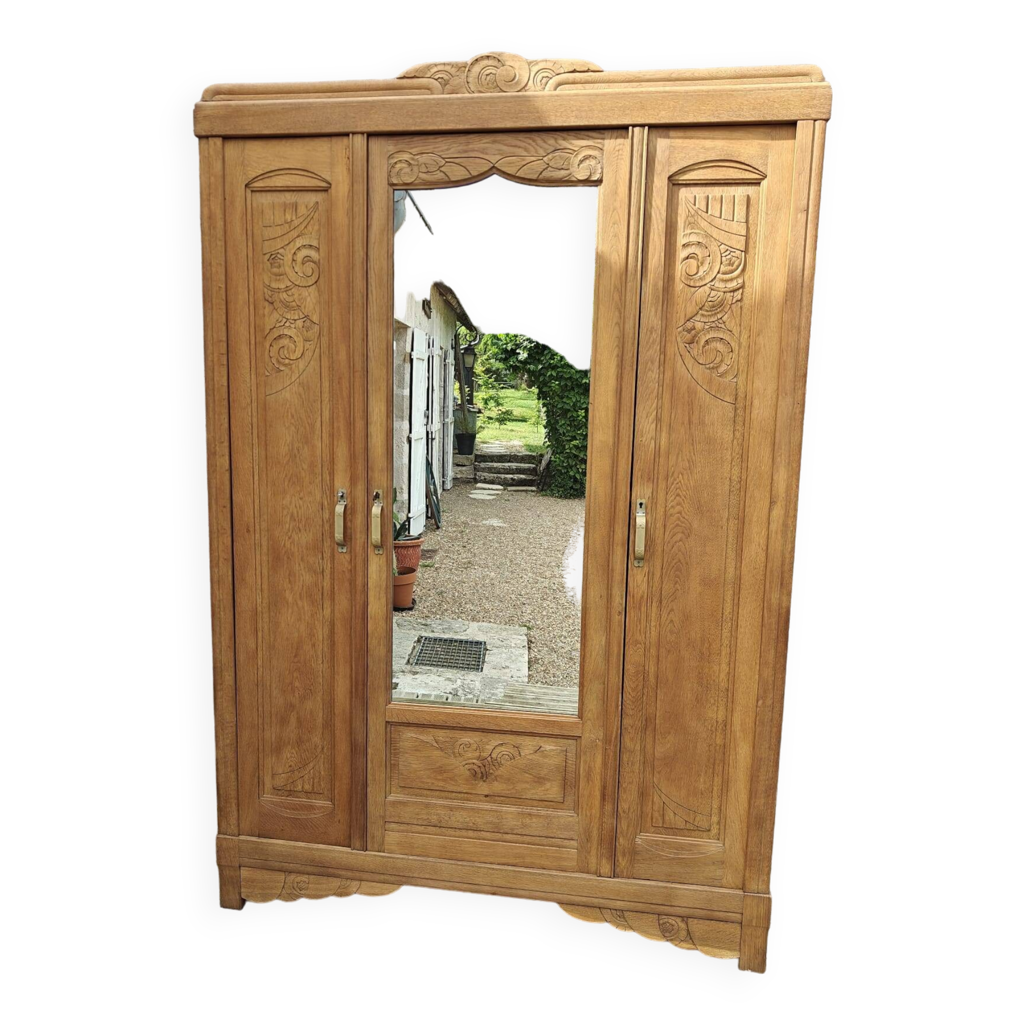 Art deco oak cabinet