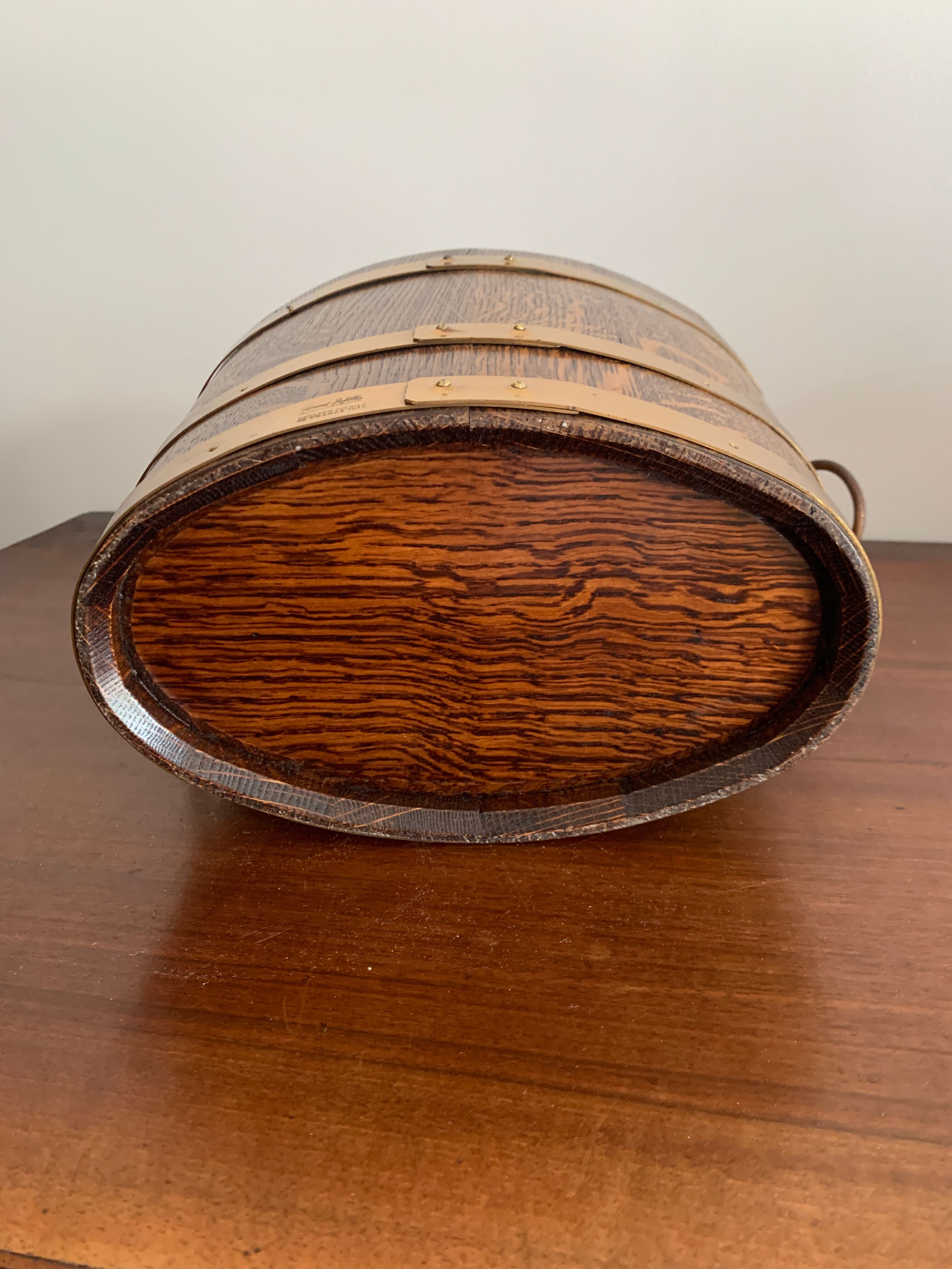 Oak and brass ice bucket Geraud Laffite Meilleur Ouvrier de France 1933