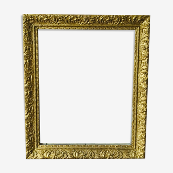 Gilded frame moldings