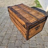 Old trunk coffee table bar