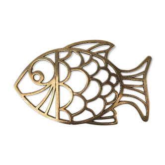 Brass fish table mat