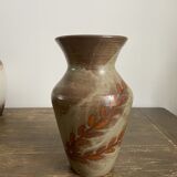 Vintage ceramic vase vegetal decoration