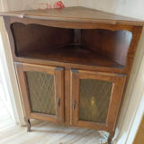 Meuble d’angle en bois