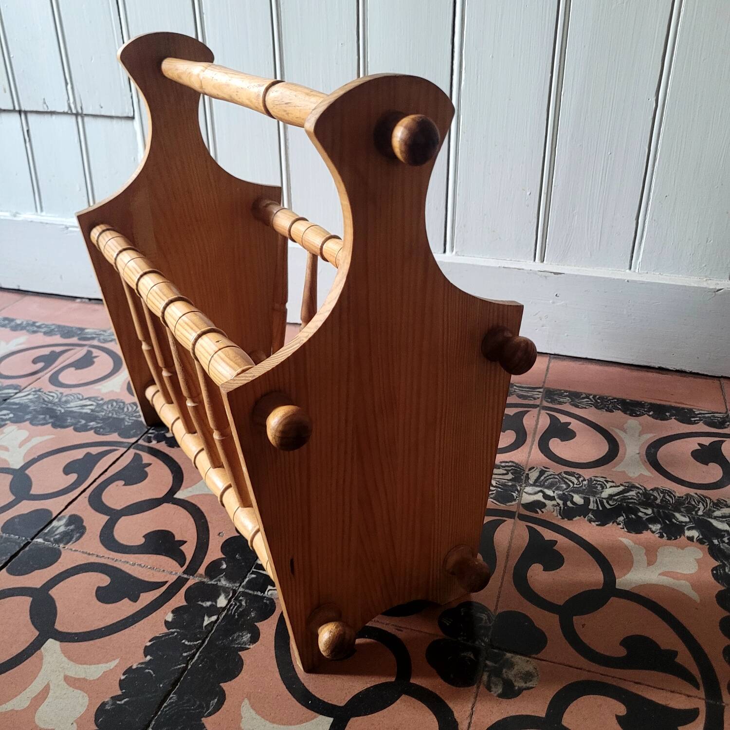 Vintage magazine rack from the 60s and 70s