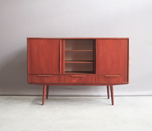 High 60's teak veneer sideboard with bar