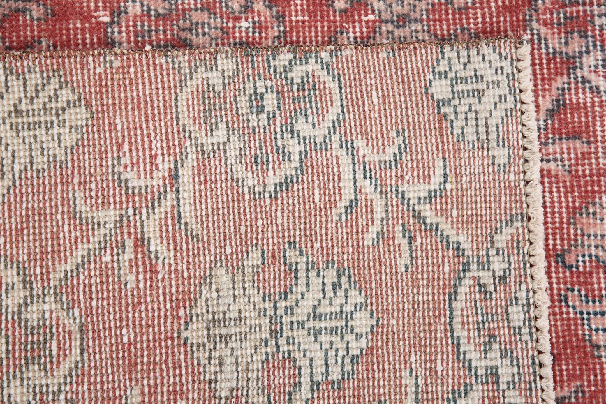 Pale red classic vintage rug, 215x335cm