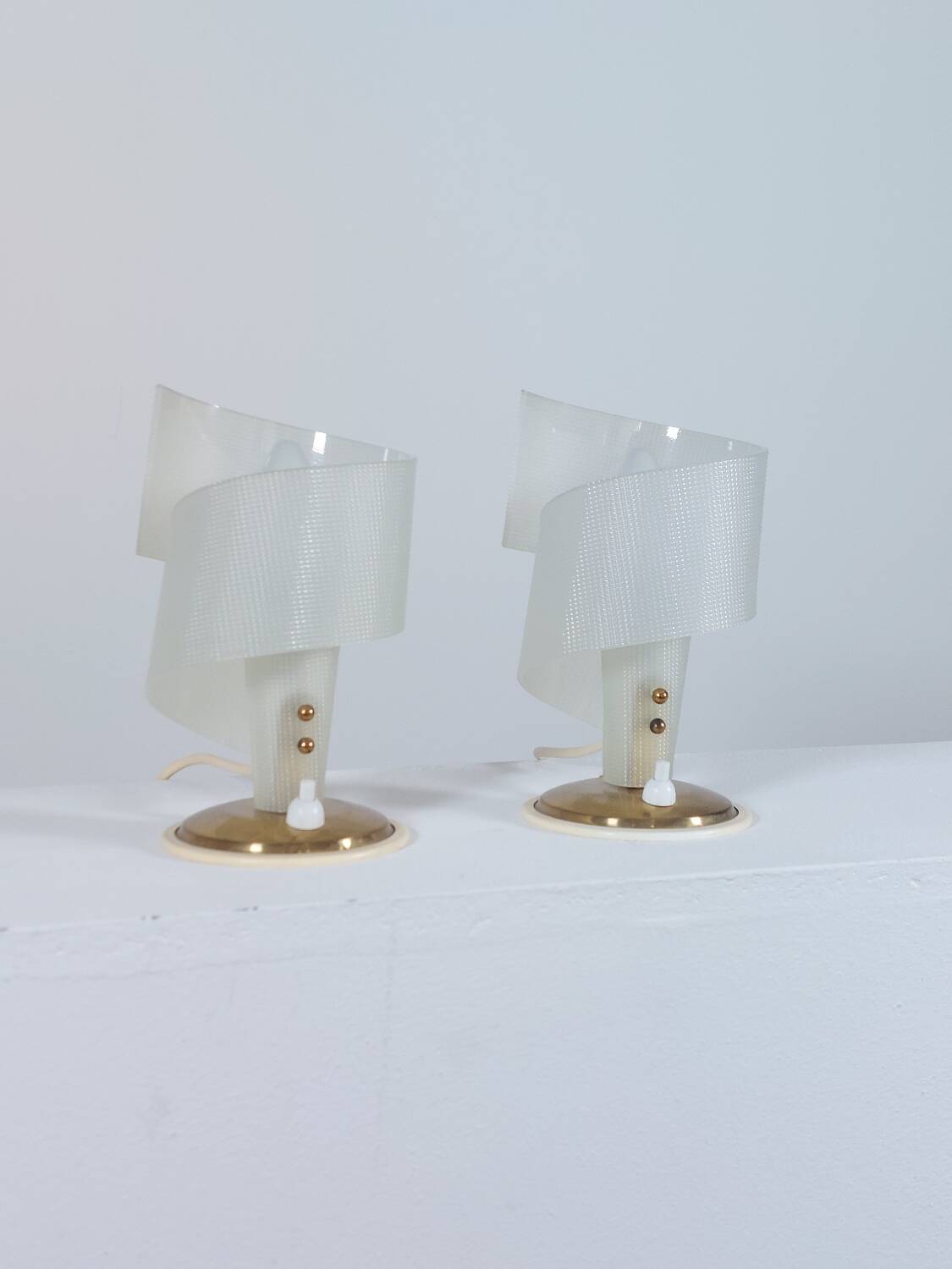 Pair of vintage mid century spiral decor table bedside lamps geru
