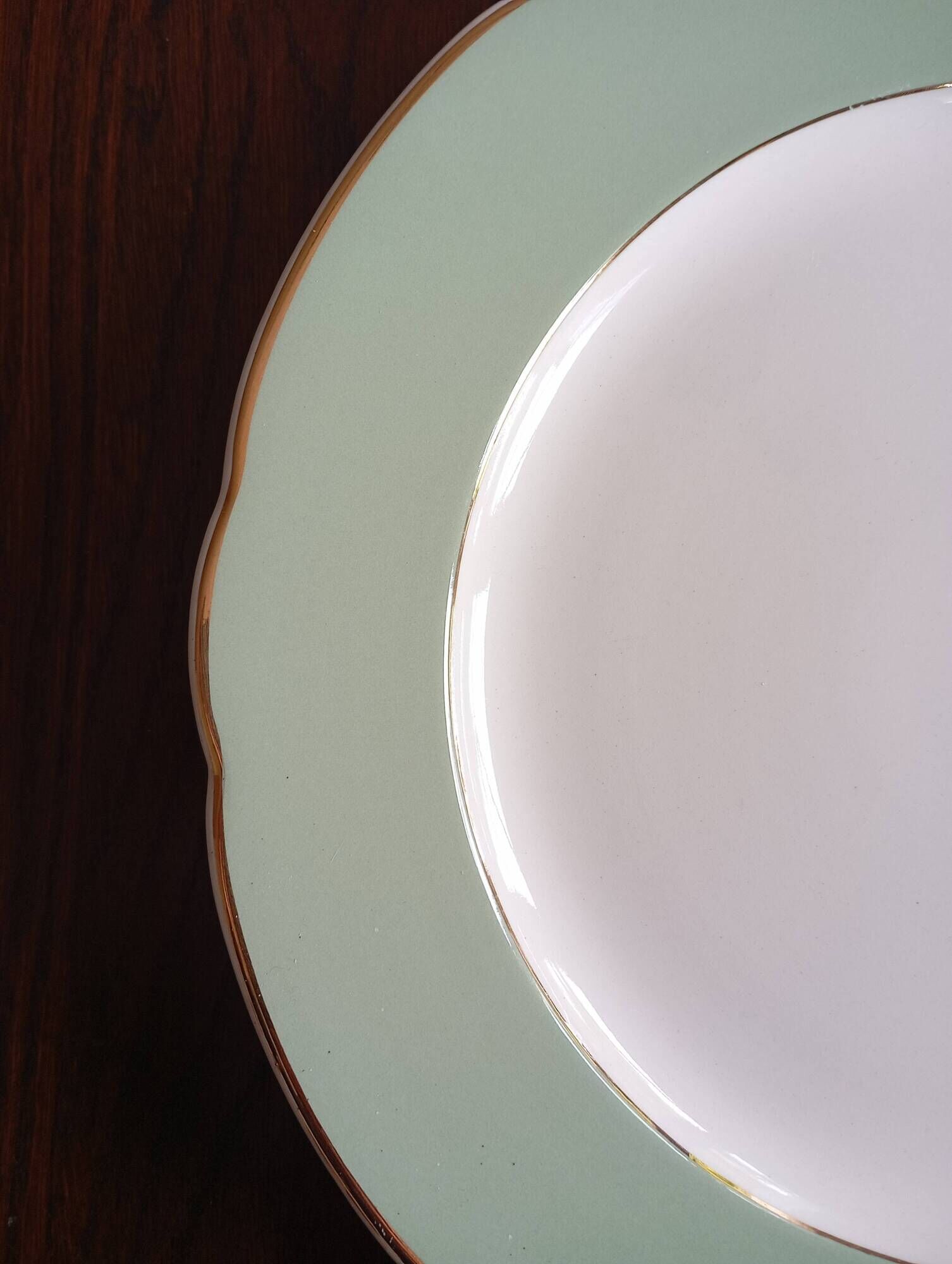 Villeroy & Boch Mettlach celadon and gold round dish, vintage 1960s