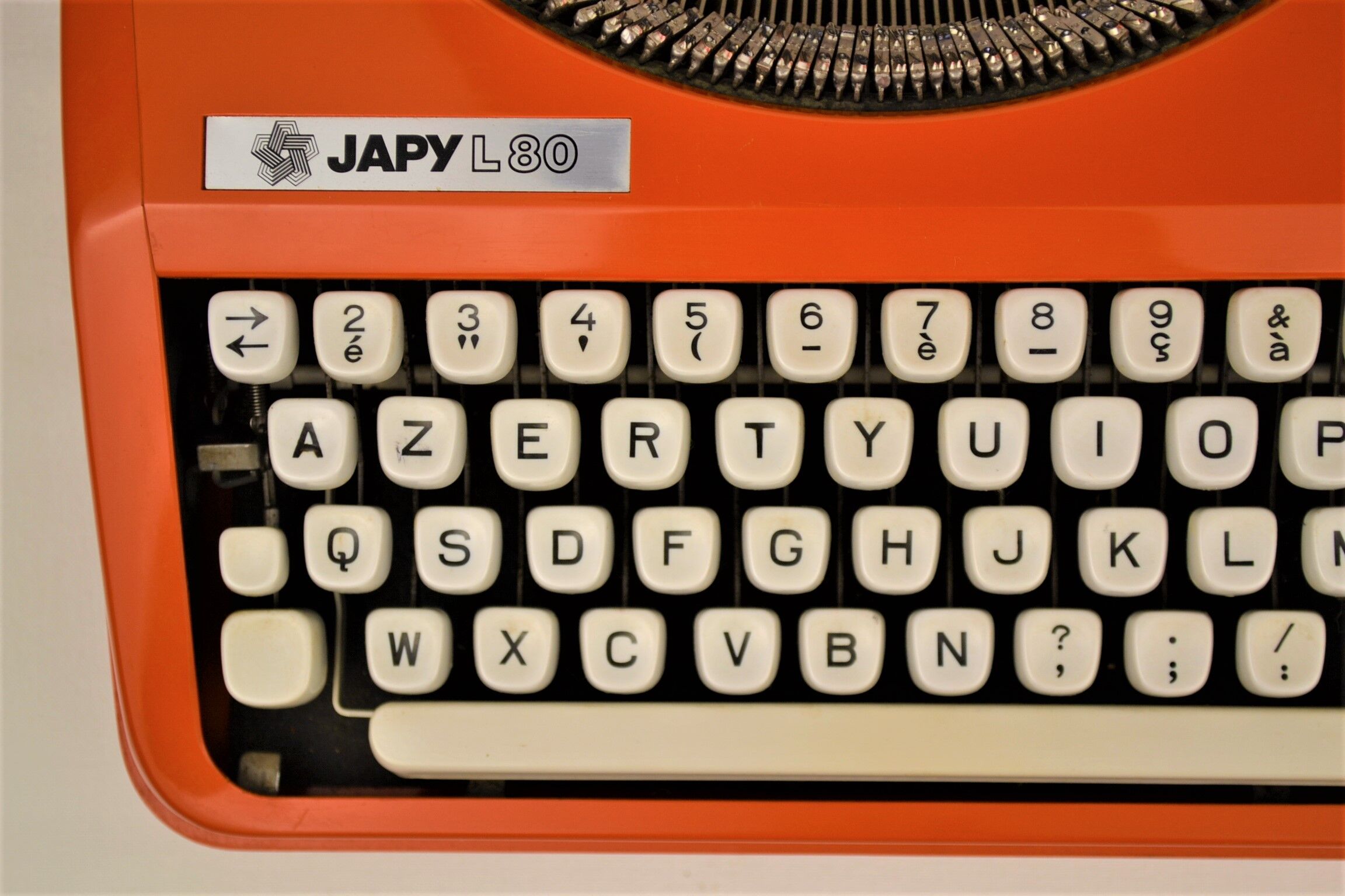 Japy L80 Hermes Orange 1970 Typewriter