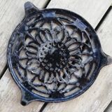 Cast iron trifle