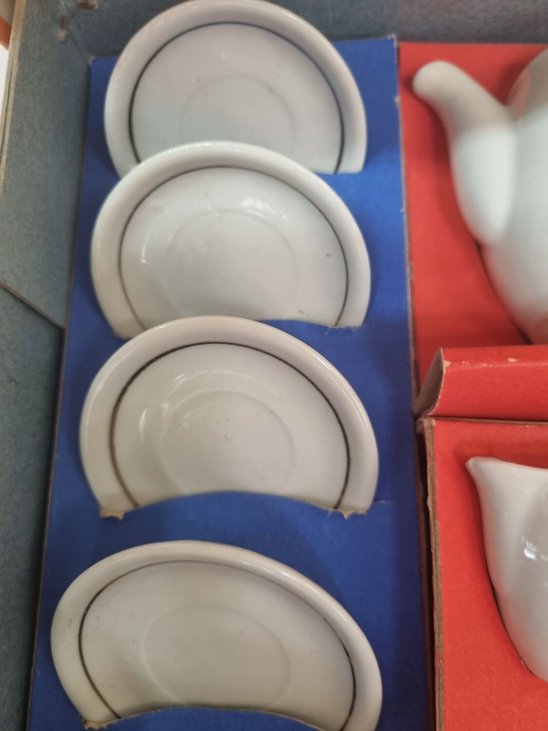 Dînette porcelaine de 1970