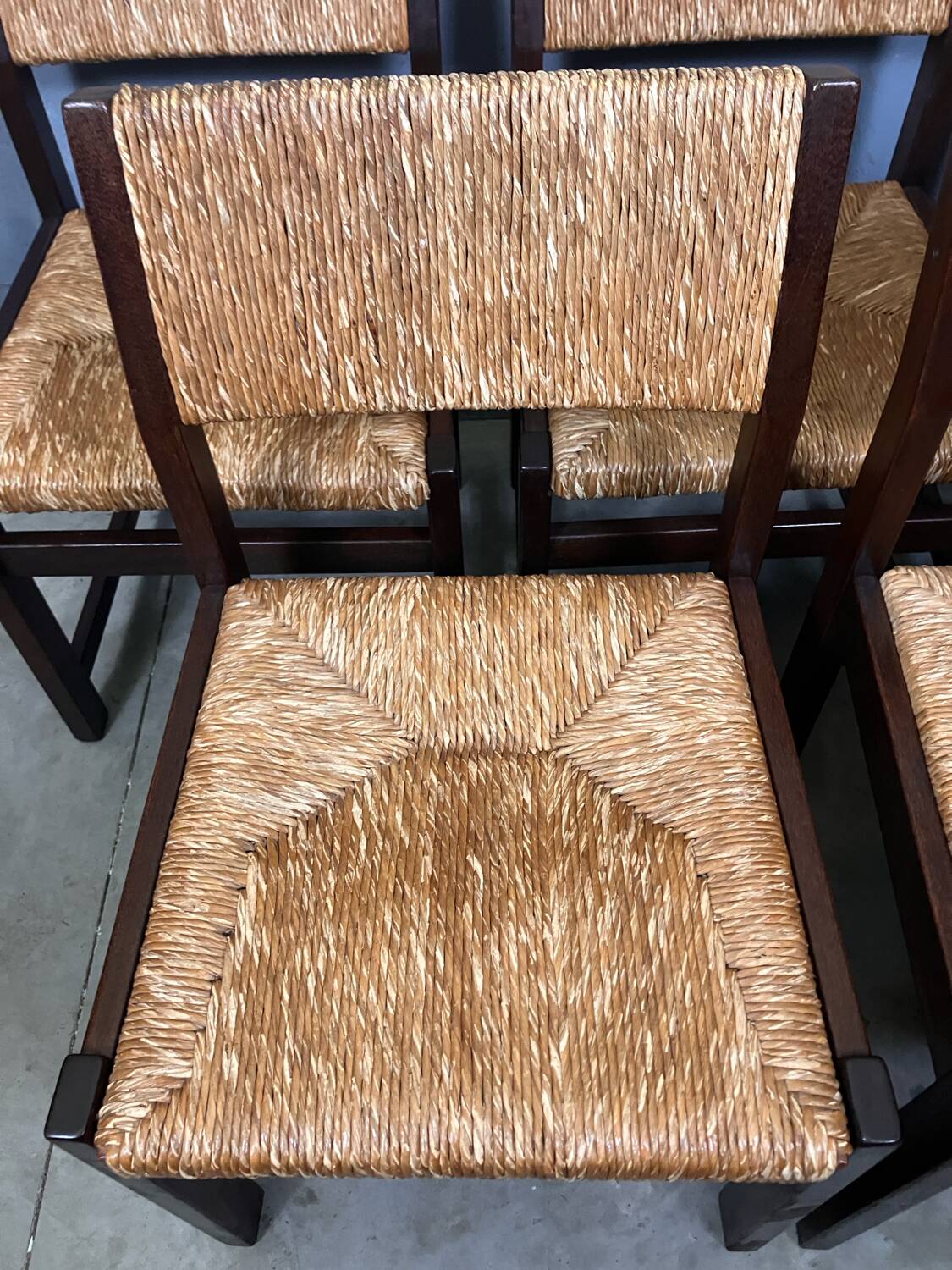 6 wooden vintage chairs dark wood rush