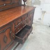 Buffet in oak