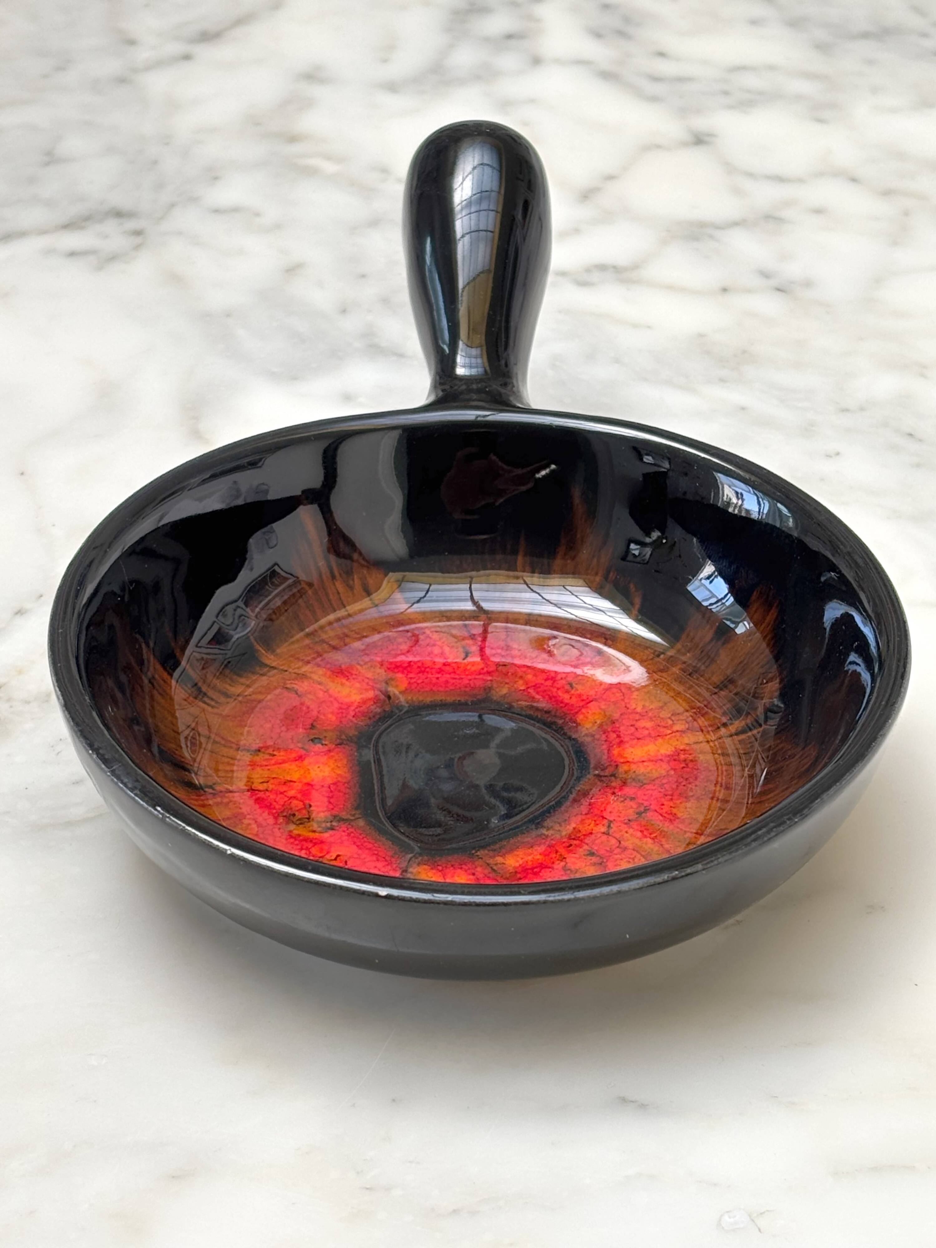 Small decorative ceramic pan from Vallauris