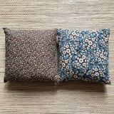 2 vintage floral cushions