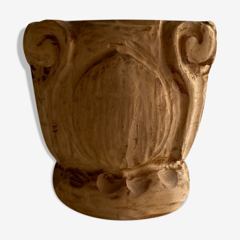 Vase en bois