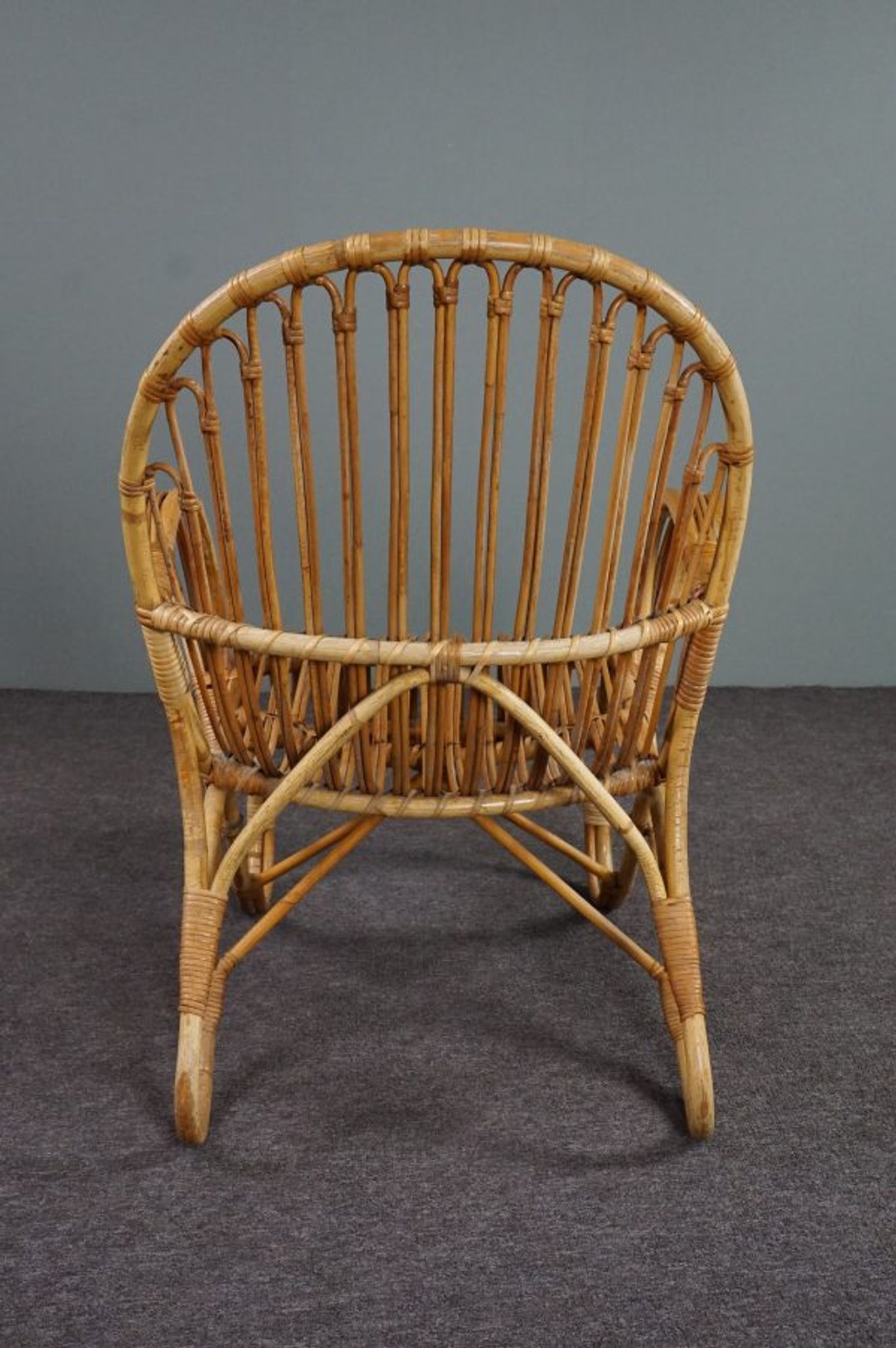 Belse 8 armchair in rattan of Dutch design round back 50s