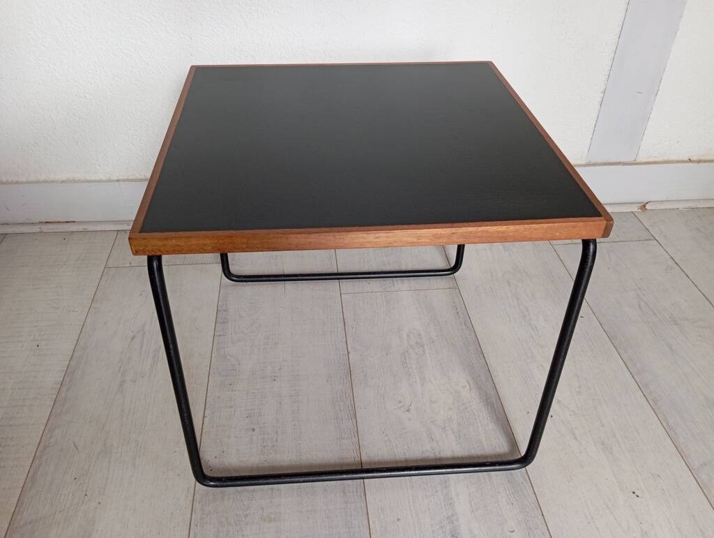 Pierre Guariche flying coffee table for Steiner