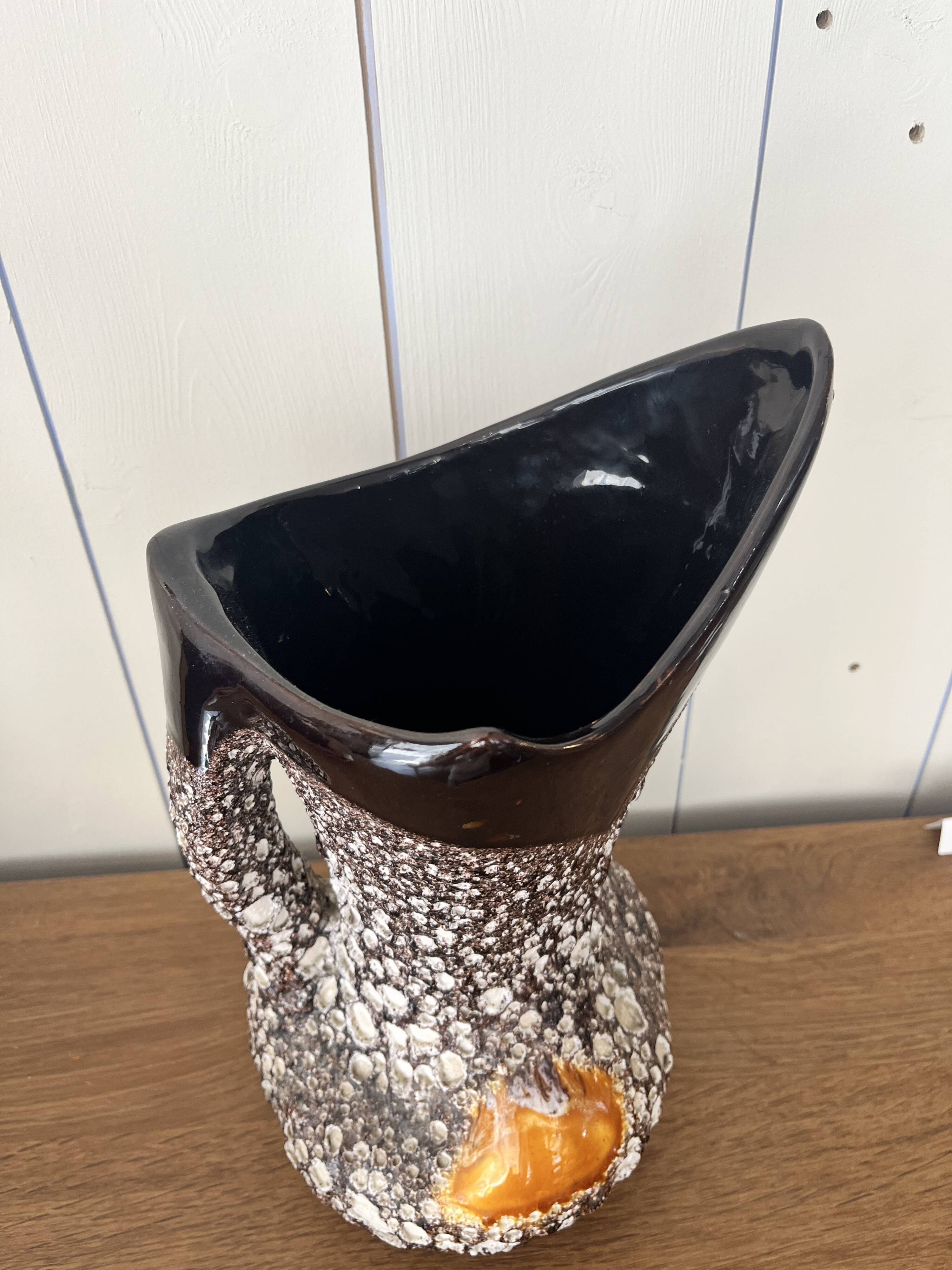 Pichet, vase en céramique écume de mer
