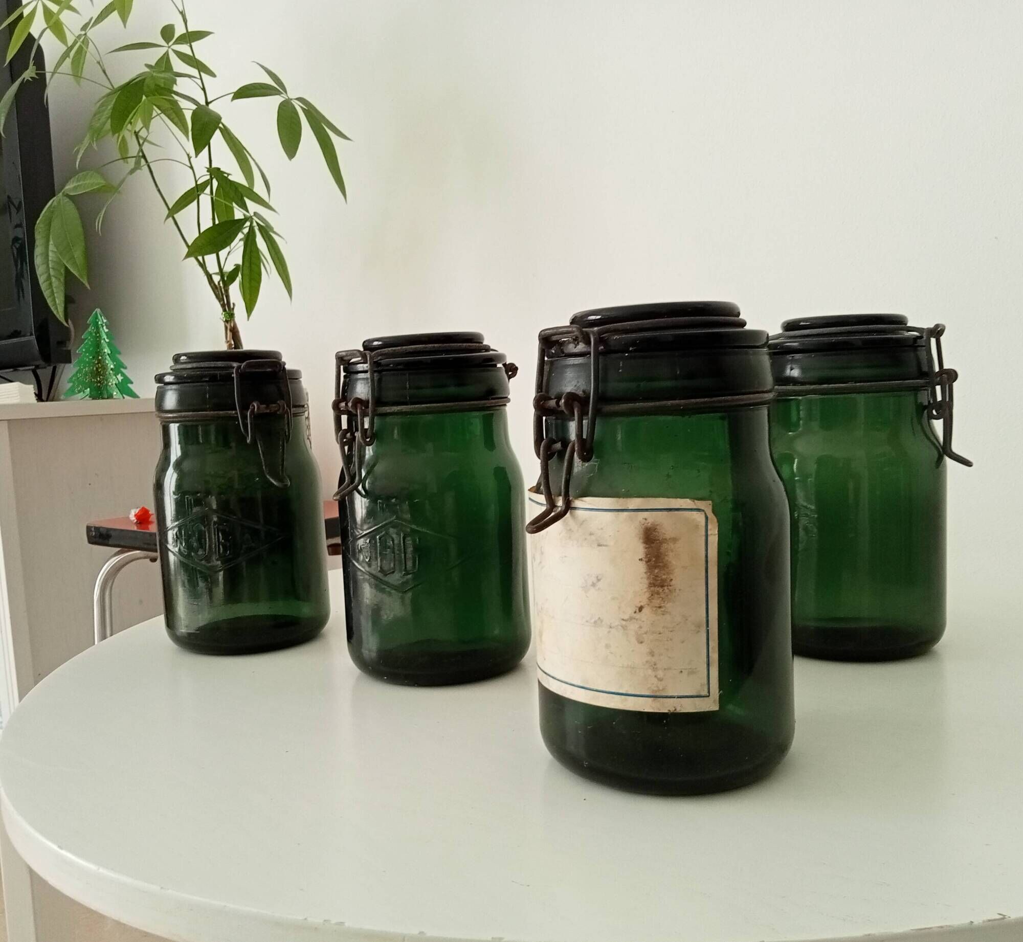 Set of 4 old Noga jars from the 30s/40s