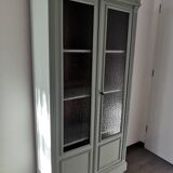 Armoire vitrée parisienne