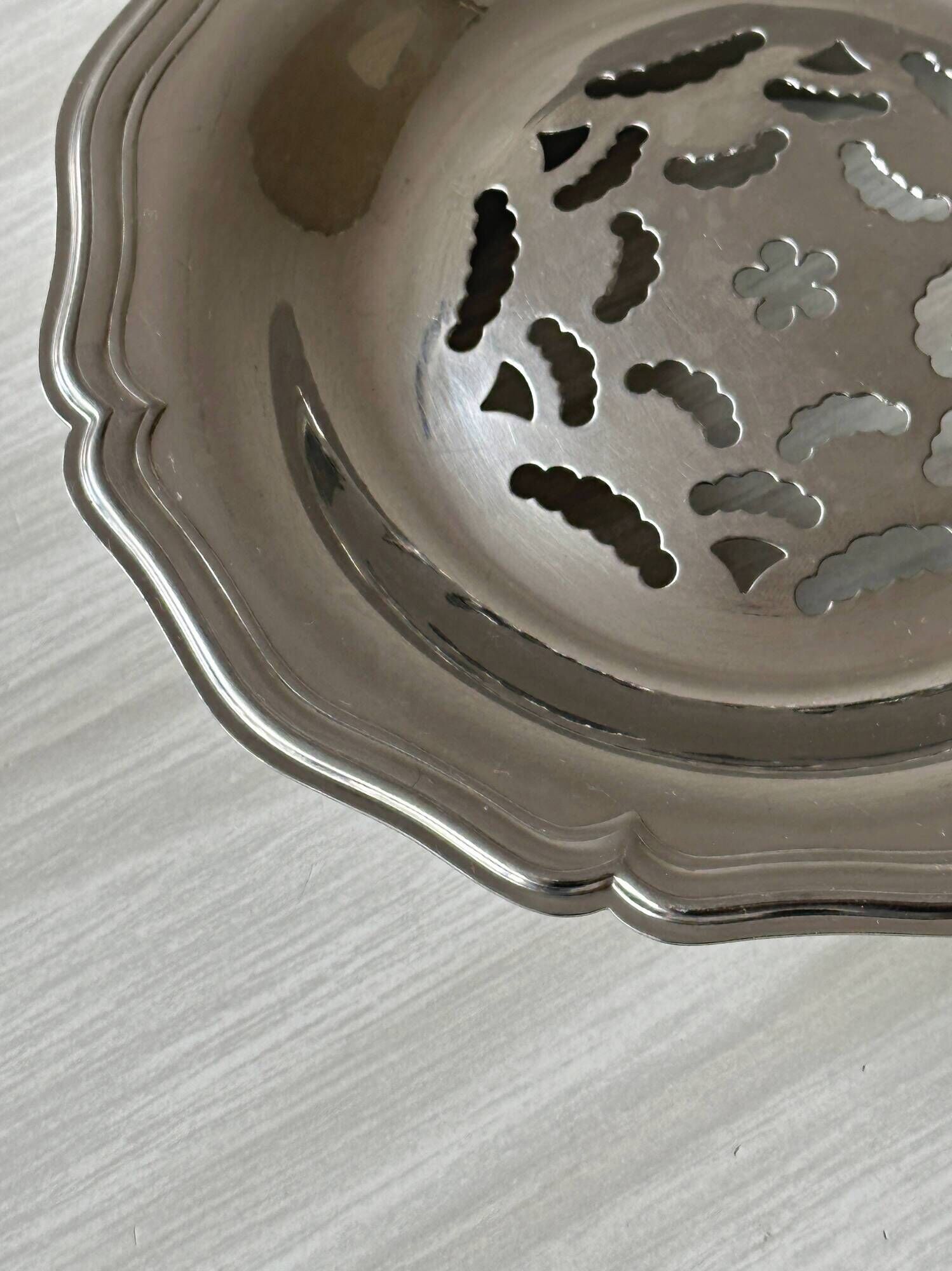 Silver-plated shell butter dish