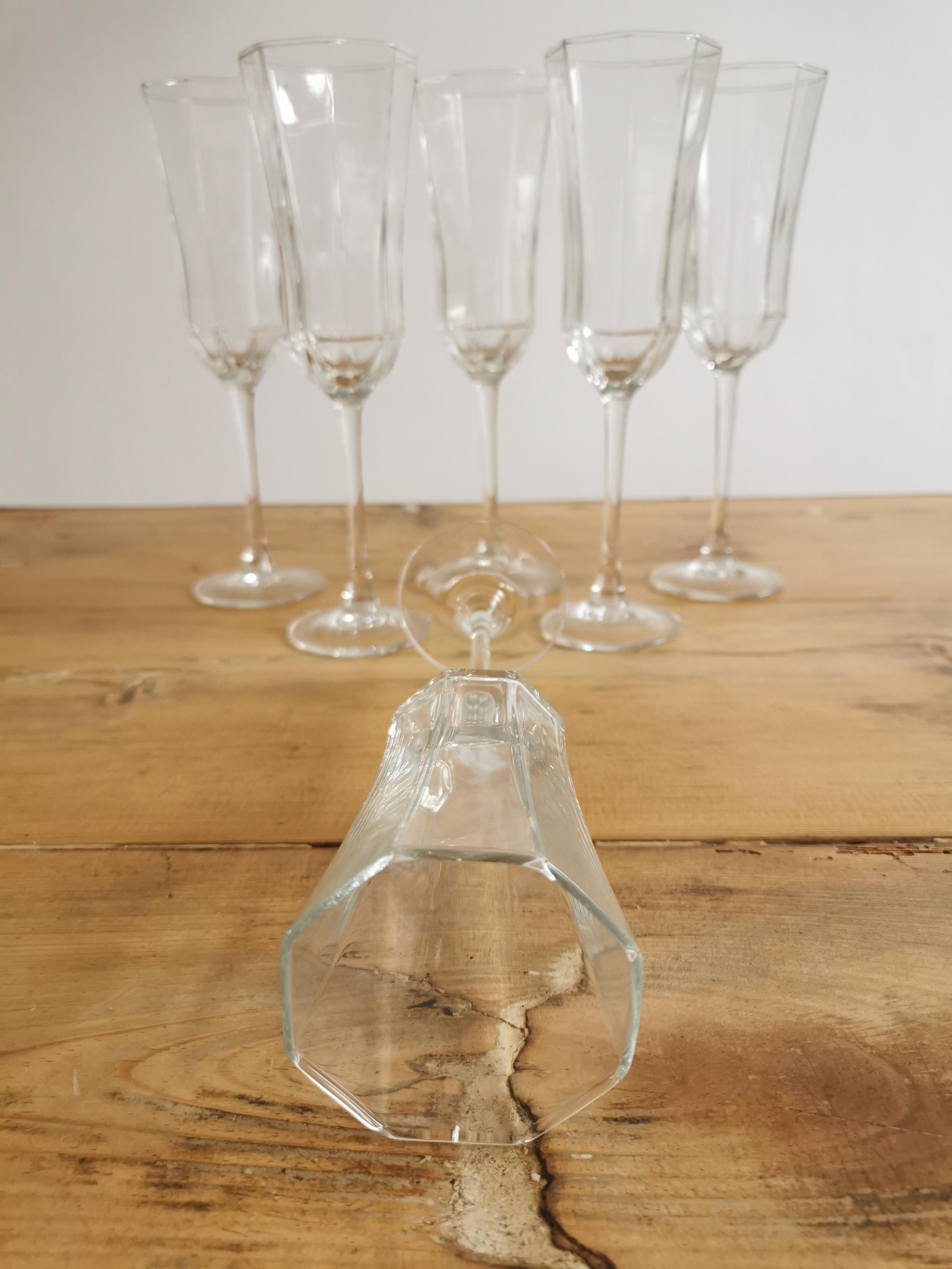 Service of 6 vintage luminarc champagne flutes