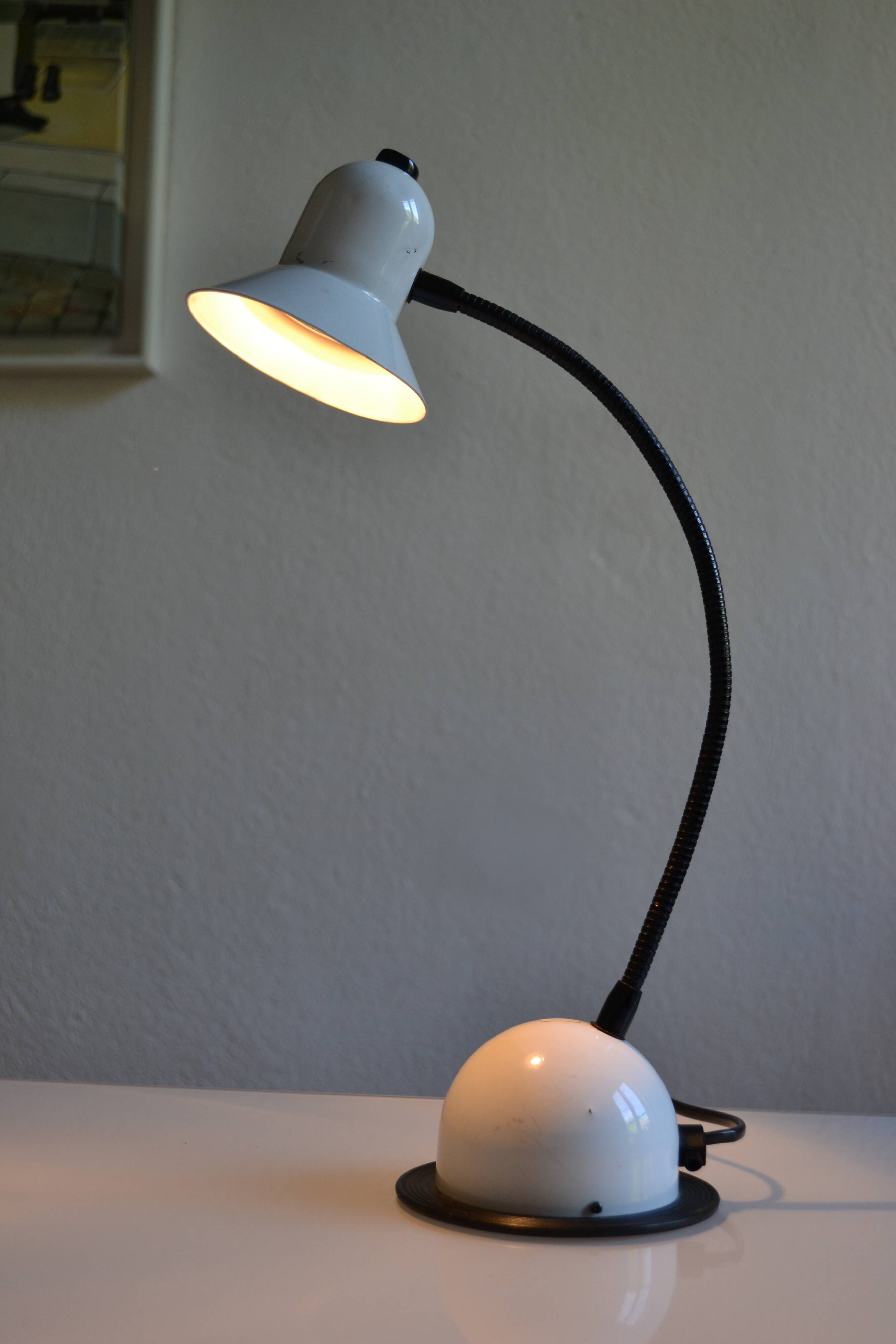 postmodern articulated lamp Italy 1980s 1980